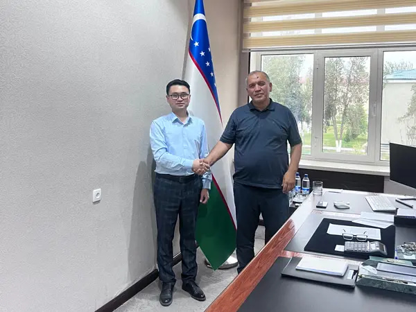 SINOSO se reúne con el alcalde de Gagarin, Uzbekistán, para presentar soluciones de agricultura inteligente